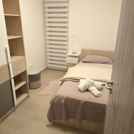 Apartment Any - 3 Bedrooms, Free Wifi, Old Town *
